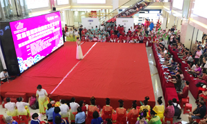 星空体育之家宜昌店携手宜昌市旗袍协会打造精品旗袍秀