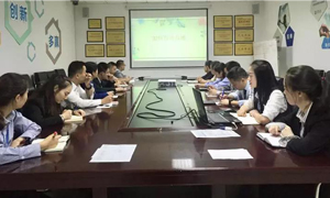 星空体育之家宜昌店开展&ldquo;如何有效沟通&rdquo;培训